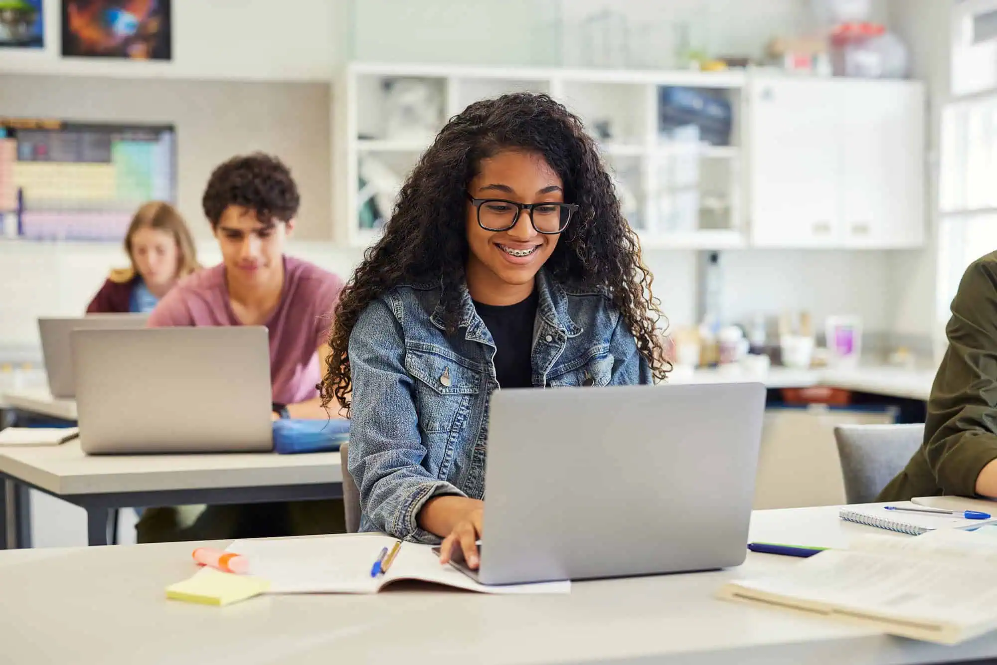 Districts can use synchronous online instruction to fill teacher vacancies without disrupting student learning.