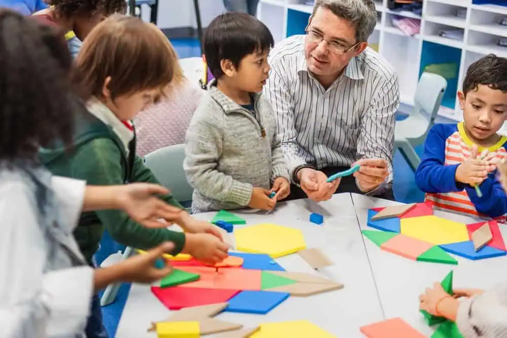 Teaching math online can give students live opportunities to solve, explain, and discuss mathematical concepts.